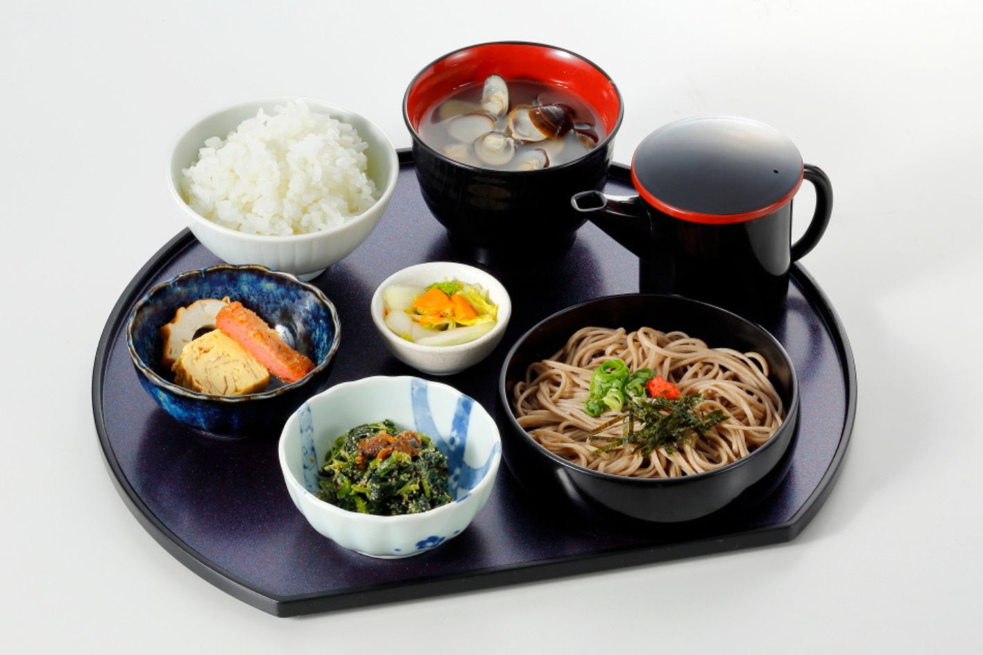 割子一段と炊き立てご飯の朝ごはん